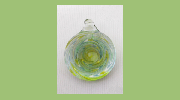 TWorldDesign's tweet image. Blown Glass Pendant - Pale Blue, Green &amp;amp; Yellow | Free Shipping ►tworlddesign.etsy.com/listing/888165…
— #freeshipping #etsyshop #artglass #glassart #blownglass #pendant