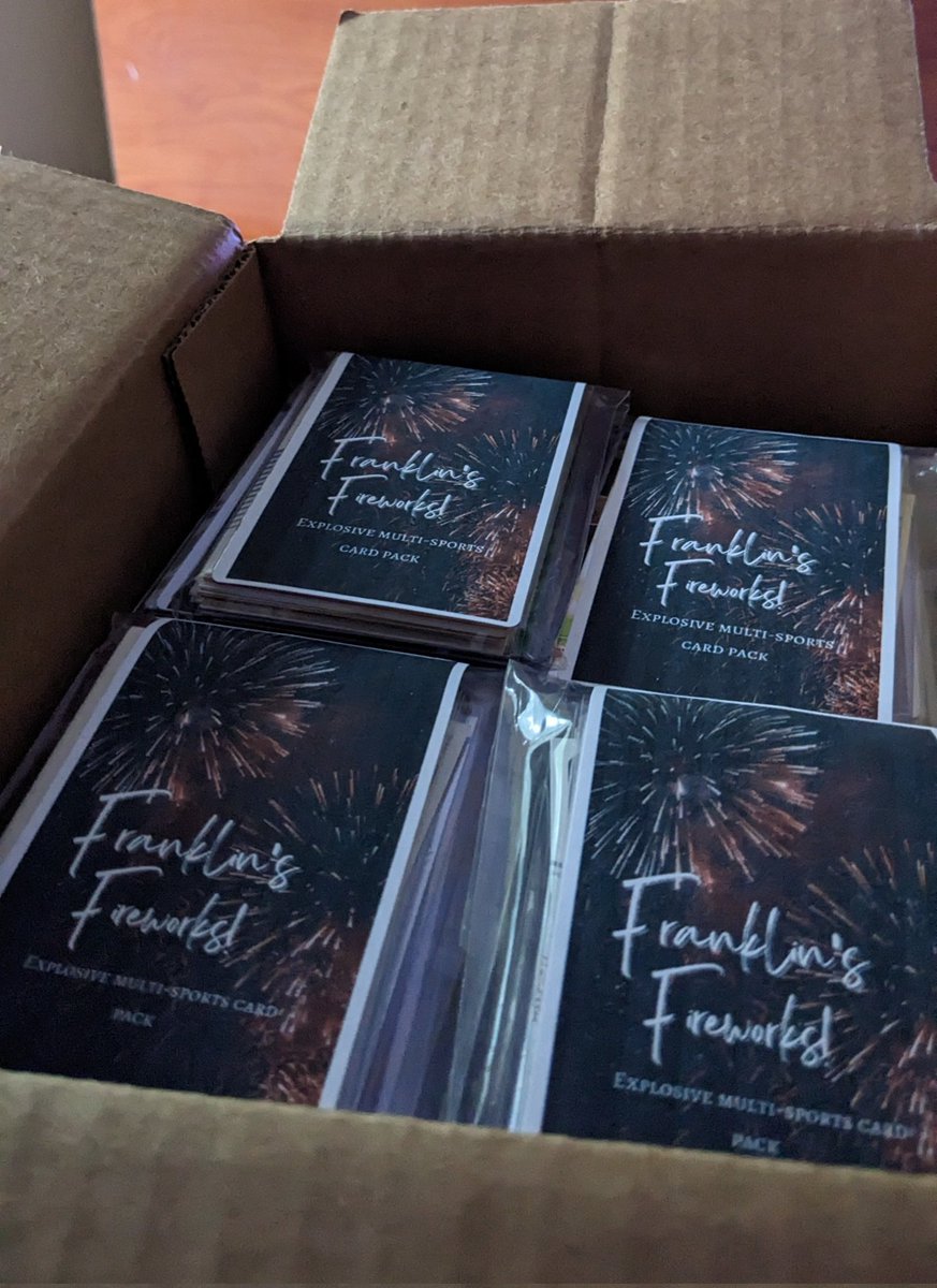 fsofia68's tweet image. Hey Appleton, Wi Boys &amp;amp; Girls club, you're next. Putting re-packs together for them tonight. Huge thank yous to all who have donated cards and supplies and to others who put the time in just to make kids happy. @TheHobby247 @CardPurchaser 
#generosity