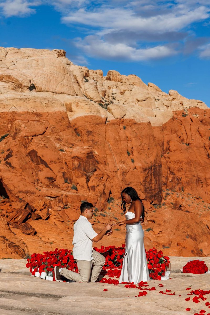 jayxcaroline's tweet photo. Sorry not sorry I’m obsessed with my besties engagement 🥹🤭💍 @tiffxmoss https://t.co/wsTGEGYrsx