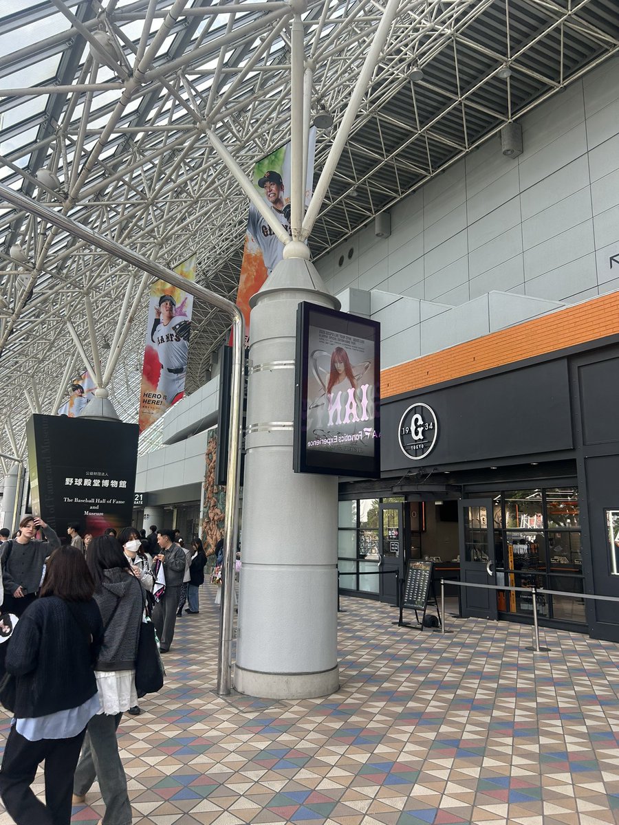さひ tweet media