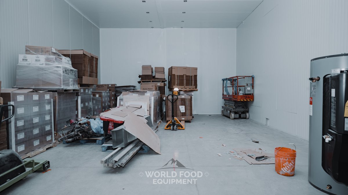 WorldFoodEquip's tweet image. New build location: the cleanest part is the start. ✅

Equipment staged, stainless line set, and the space getting built for real production flow.

#WorldFoodEquipment #NewBuild #FoodProcessing #IndustrialBuild #4sight