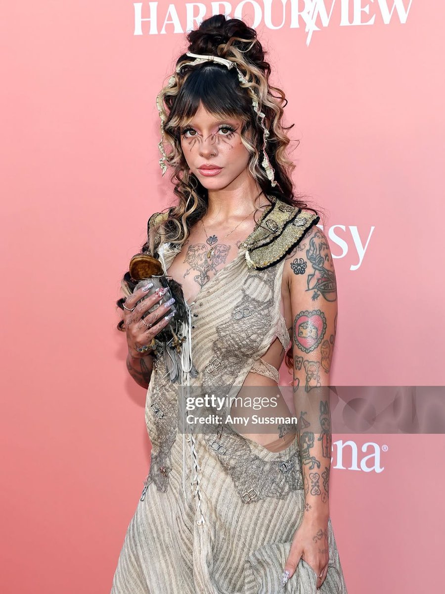 Melanie Martinez Portugal (Fan Account) tweet media