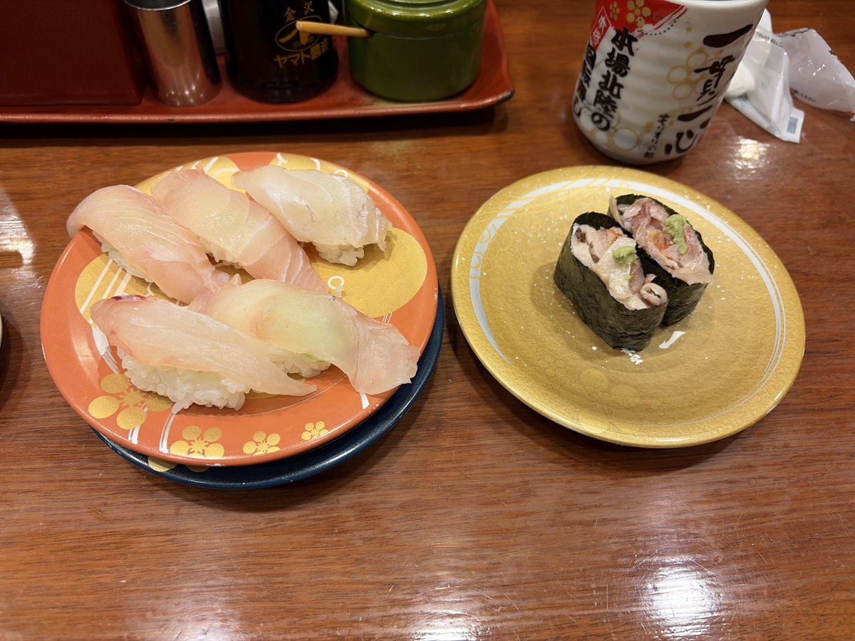 YKcheegyu's tweet photo. 本日の朝ごはんandデザート https://t.co/jDjZqGHK0t