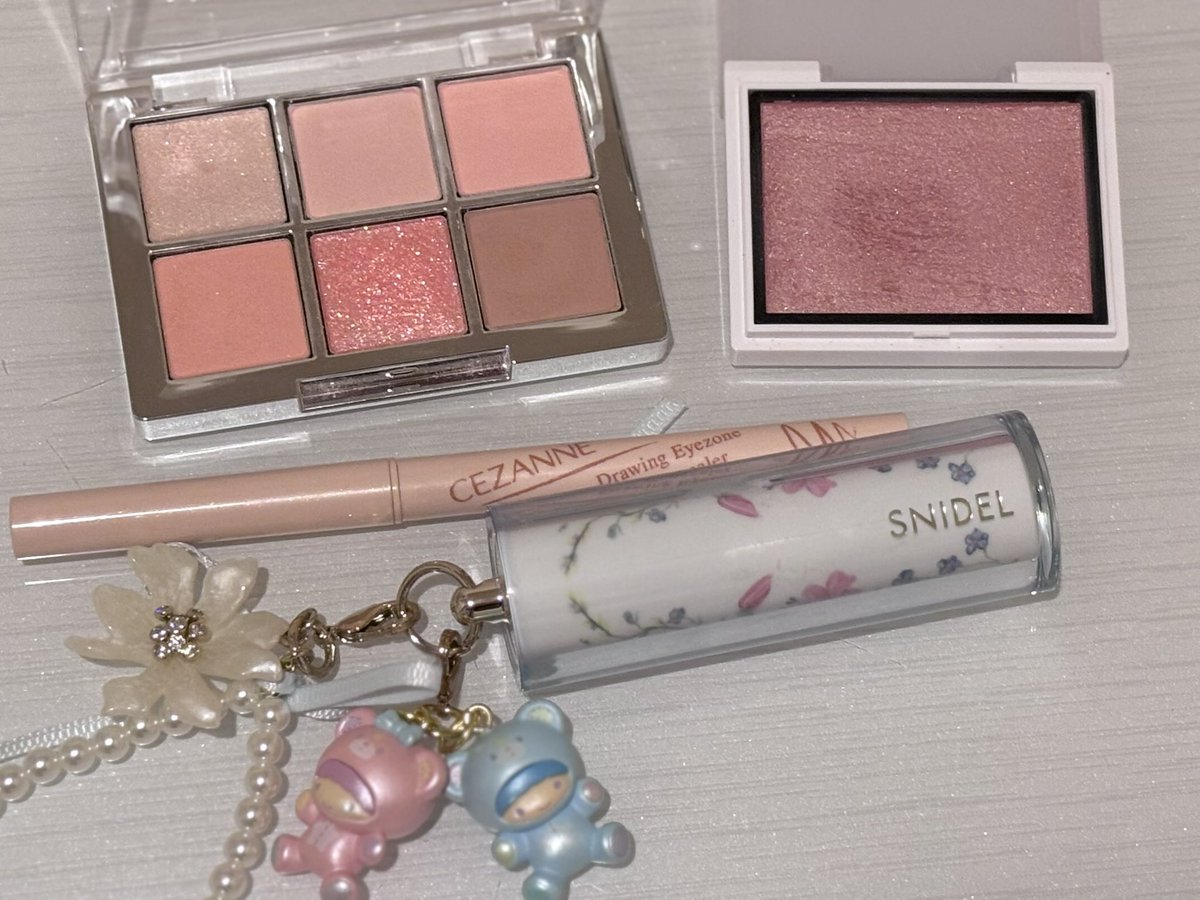 マアム tweet media