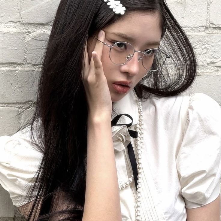 luisi ⁵⁵⁵⁷ redred osi its me tweet media