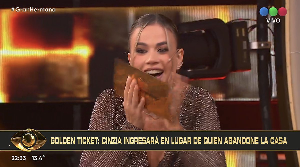 emi tweet media