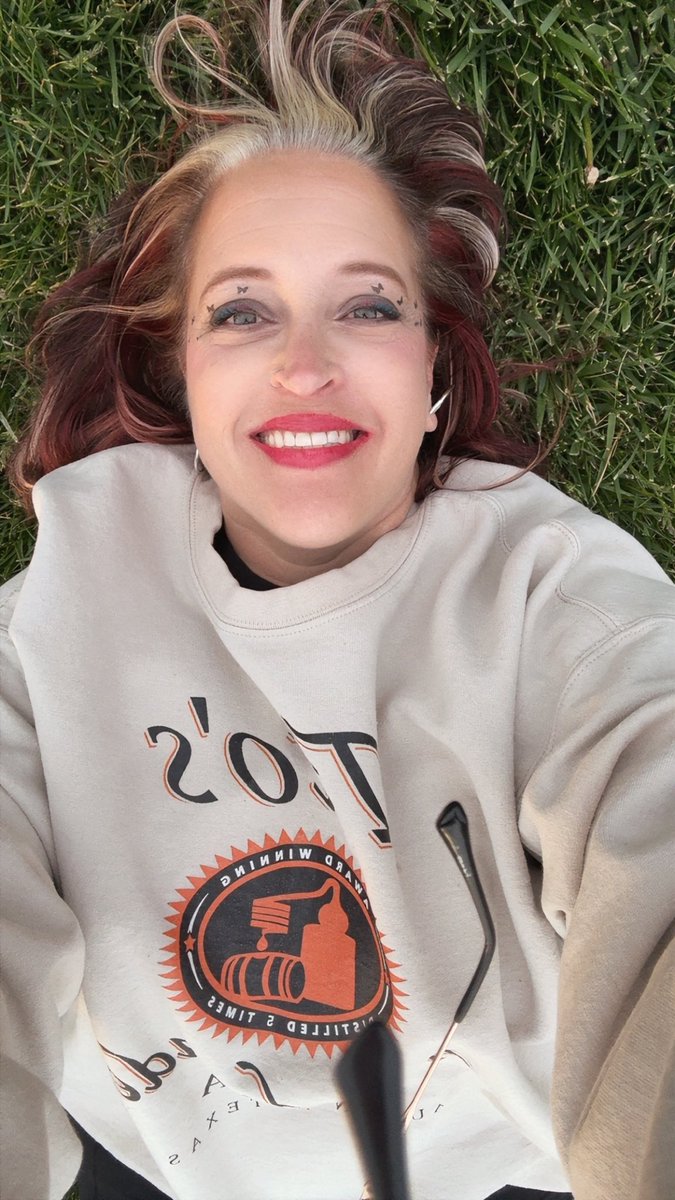 sr5217753's tweet photo. I look this cute laying in the grass… imagine how good I look when you’re paying attention 💋…
#findom #paymee #findomgoddess #findompaypig #onlyfans #cashapp #onlyfanbabe #paypig https://t.co/dwqqGdcd2W