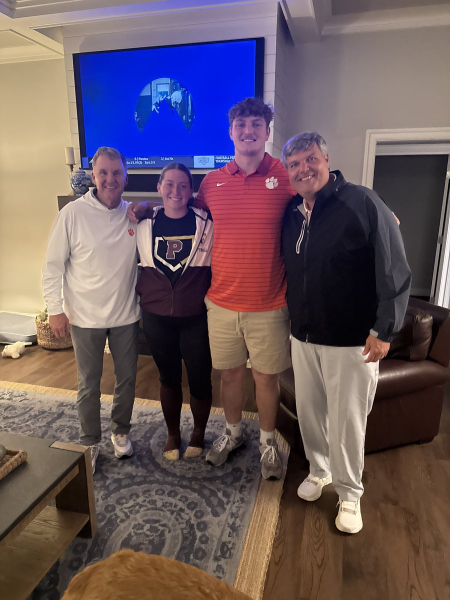 Carter Jones tweet media