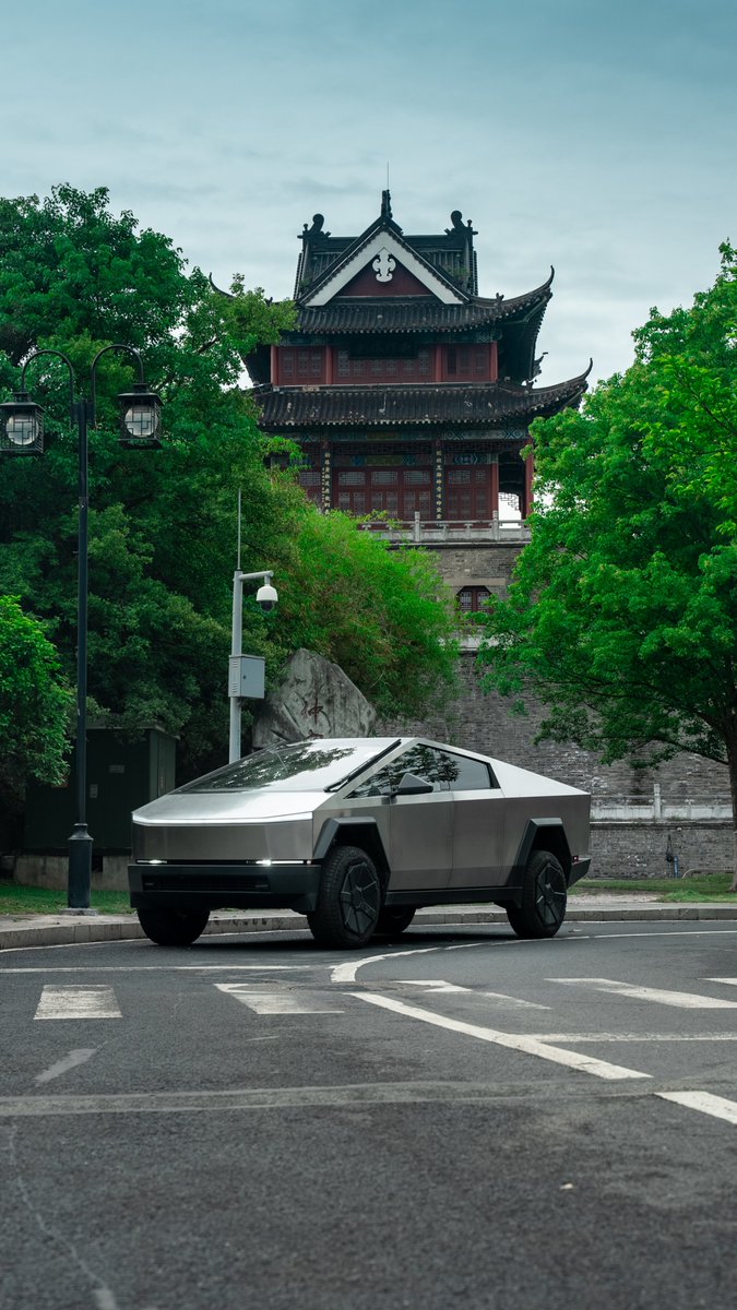 Tesla Asia tweet media