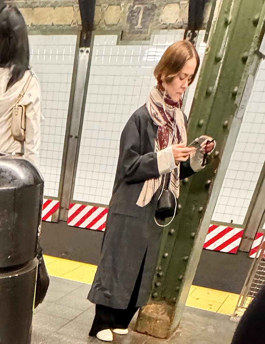 Sarah Paulson Brasil tweet media
