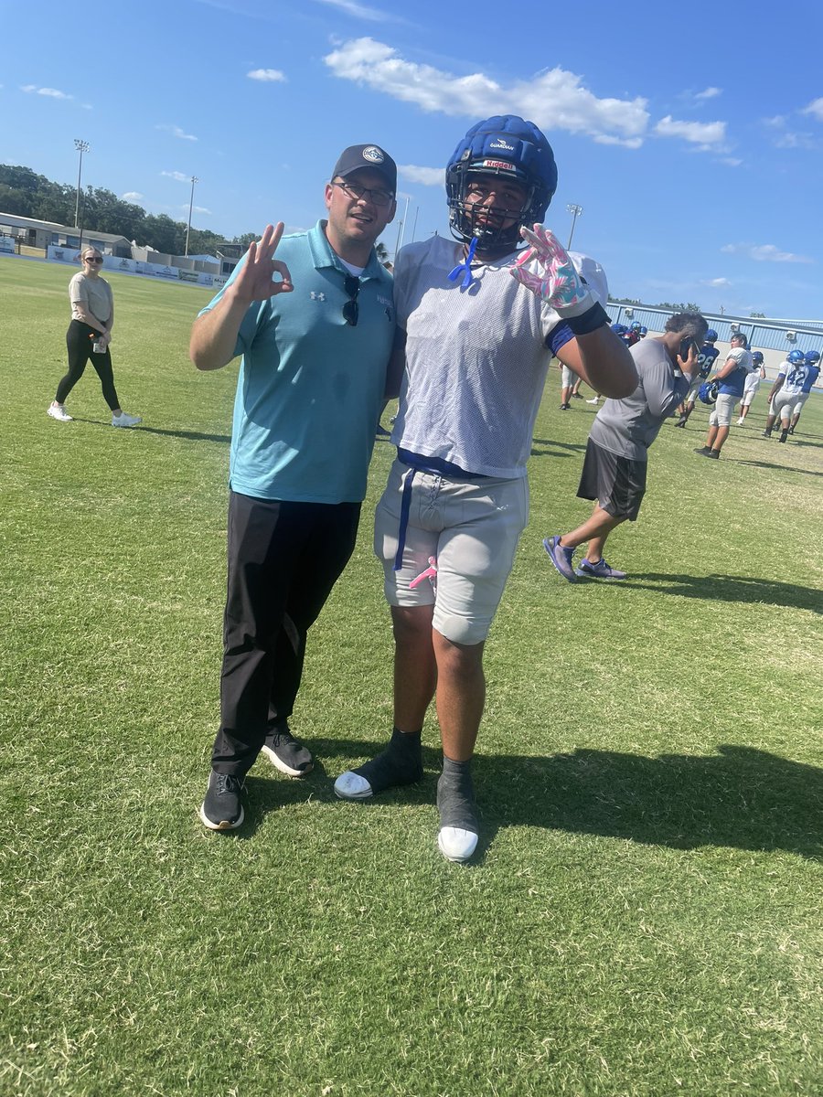 Aiden Toney 27’ 6’5 300 OT tweet media
