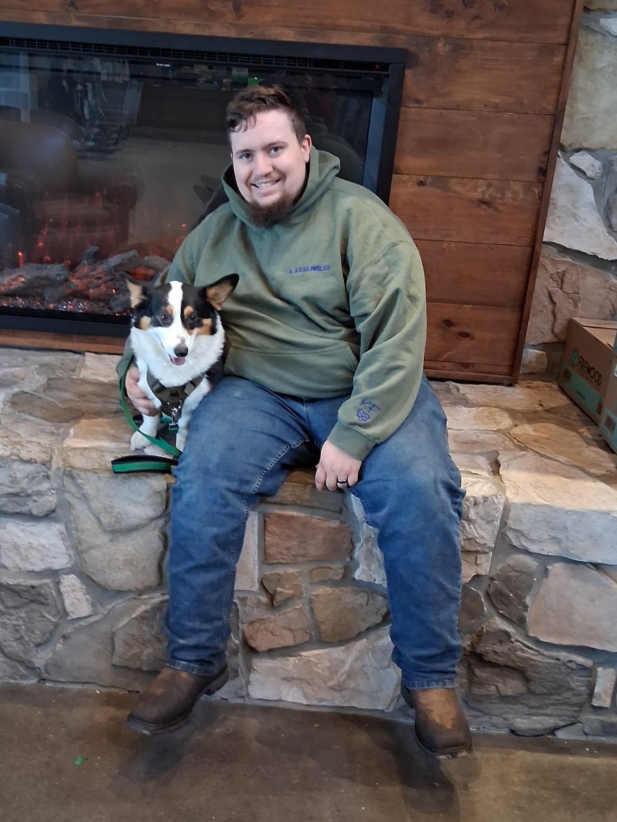 Train A Dog Save a Warrior tweet media