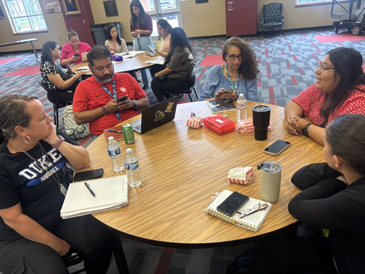 CISD_Multilingual tweet media