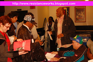 3xchair's tweet image. Spike Lee bought a copy of my "Keep Moving: The Michael Jackson  Chronicles." Shouldn't you? (Waiting for Spike to big-up the Antoine Fuqua bio-pic.) #KeepMoving