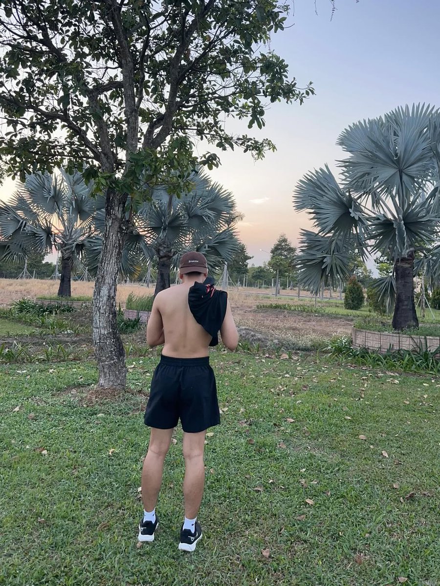 Cu Hảii tweet media