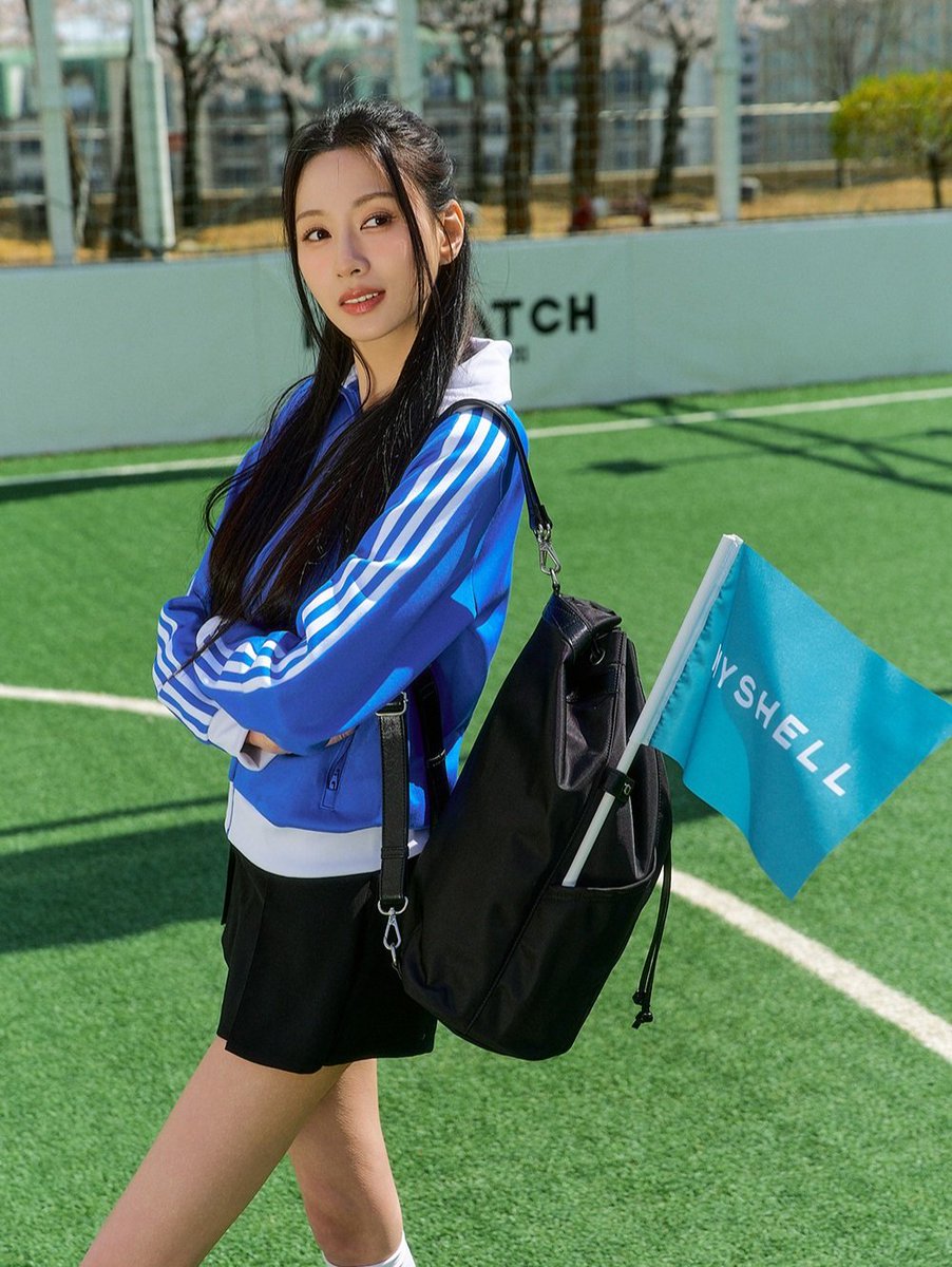 리밋 tweet media