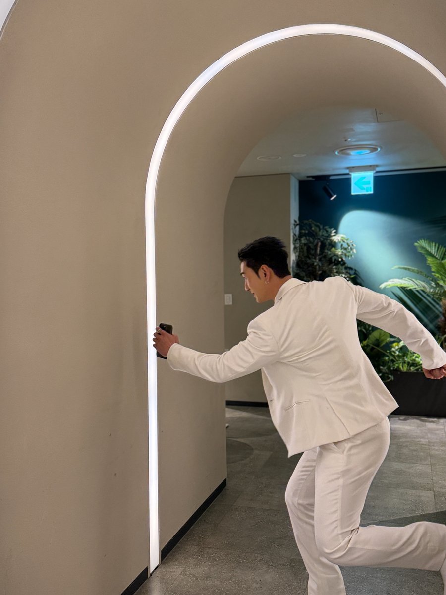 백호(BAEKHO) tweet media