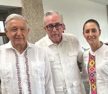 AMLO Ex-Presidente (Parody)Ⓜ️ tweet media