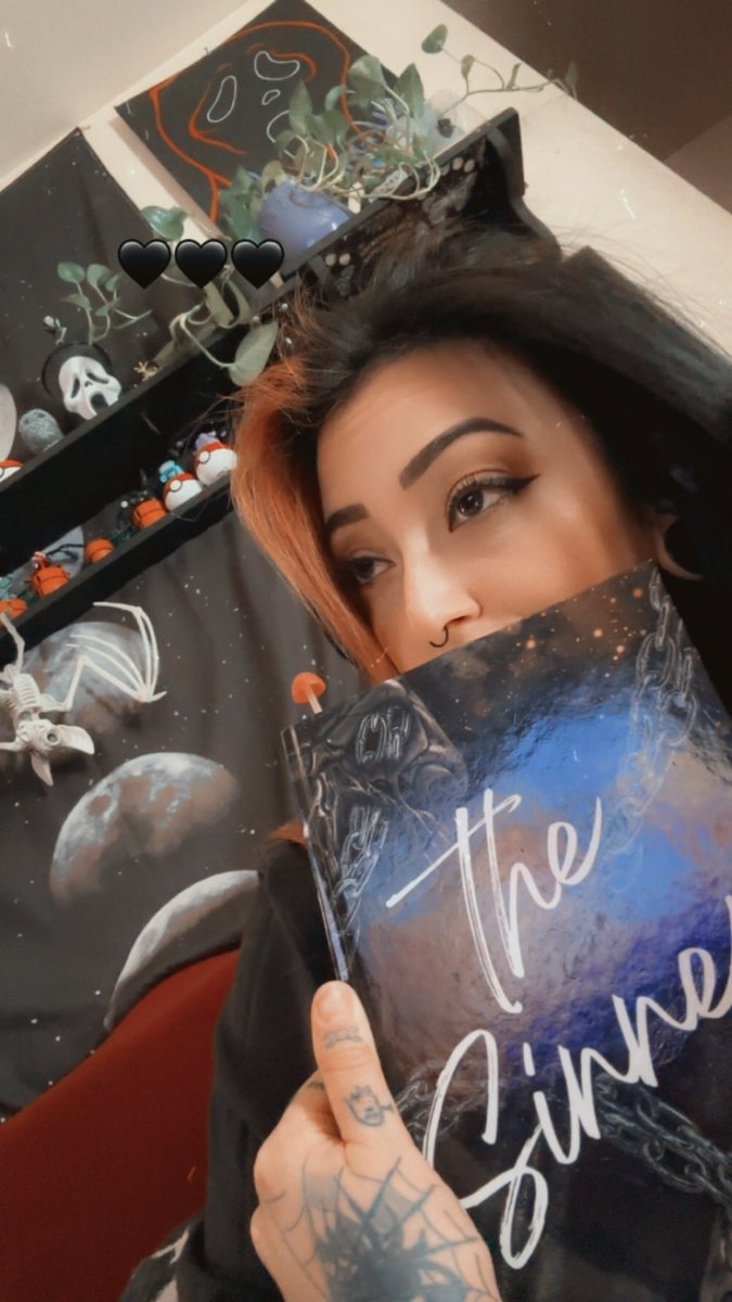 Its_Canna_👻 📚🕷️ tweet media