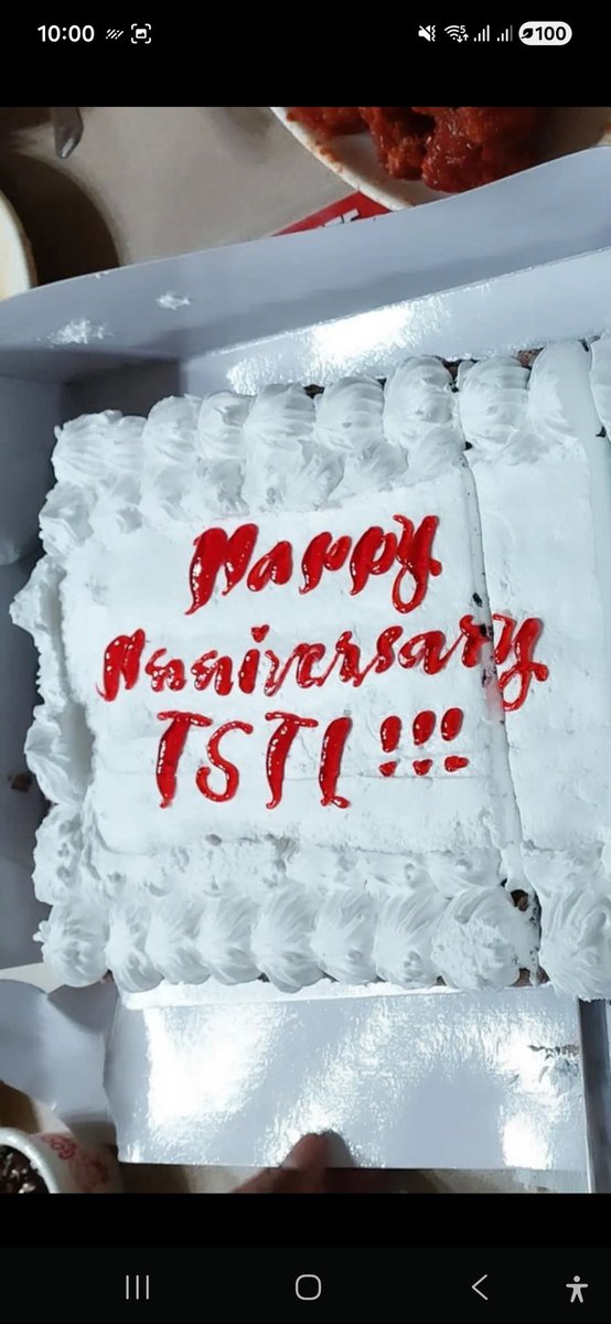 maticandreww's tweet photo. Happy Aniversary @TSTLTK ! 
Kap @_tangken, Team Lakay and Team Salamagi, salamat sa memories. 😅 https://t.co/duKxJoR38L