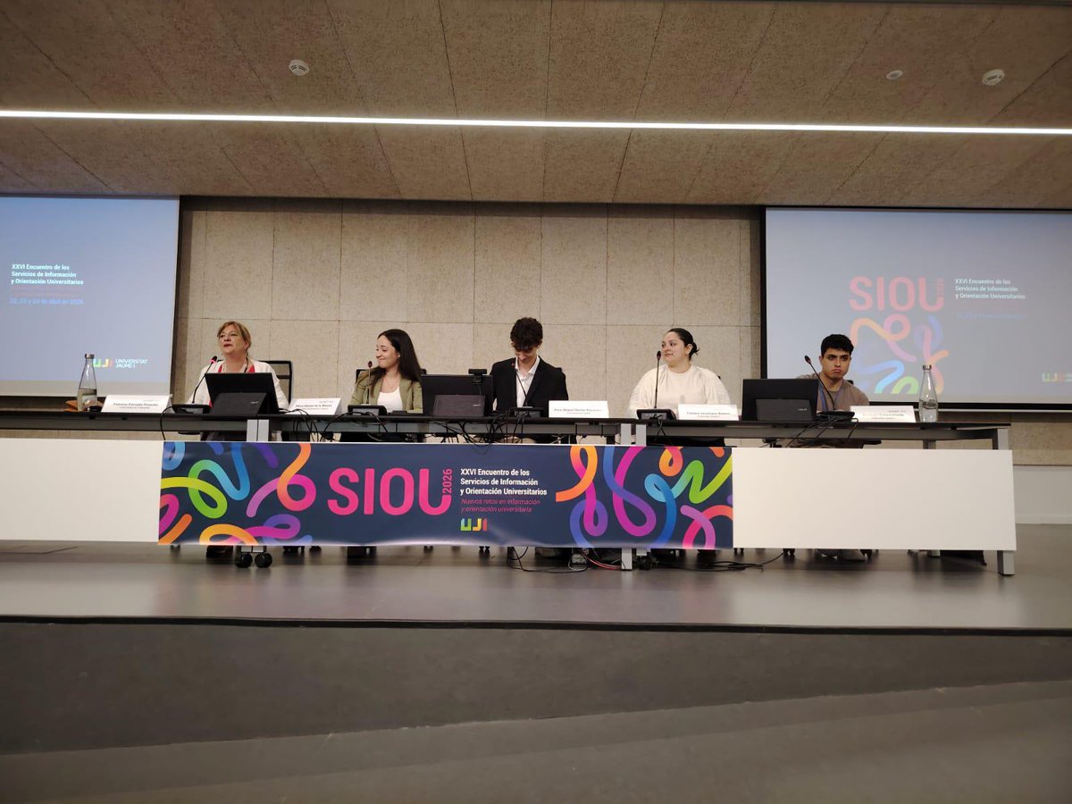 adeupv's tweet photo. Elena Gómez estudiante de FADE y coordinadora de PIAE+, ha representado a la @UPV  en una mesa de debate del XXVI Encuentro SIOU sobre información y acompañamiento al estudiantado en @UJIuniversitat  Una participación que pone en valor la voz del alumnado y el trabajo de FADE. https://t.co/j3zG3bXhXa