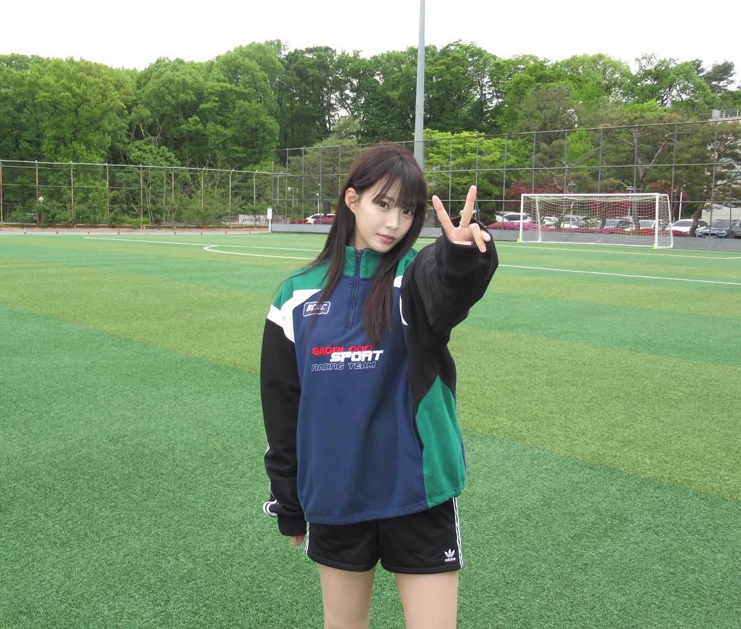 조각 tweet media