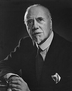 Thomas Beecham nació el 29 de abril de 1879. Uno de los directores de orquesta ingleses más importantes e influyentes de la historia. Famoso por su personalidad cáustica y mordaz. Fué un gran impulsor de la música  Británica e importante intérprete de la música de Haendel,