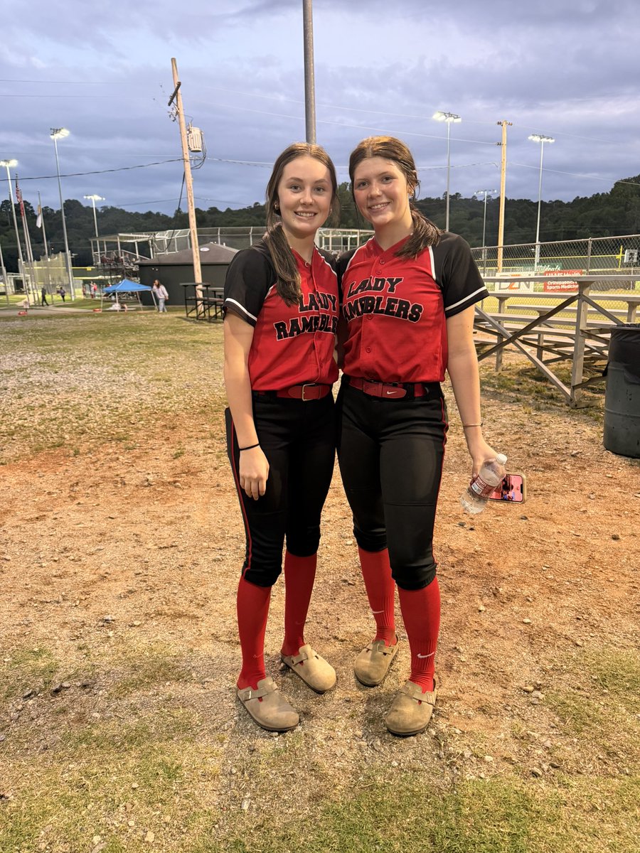 Tagen22's tweet photo. Tonight was our first night of district and we got the win to move on to regionals. I hit 203k’s for this spring season and have an era of 1.78. I’m averaging 2.1 strikeouts per inning for the season. I pitched 12/13 outs tonight and averaged between 64-66) mph! WTG Rose Bud! https://t.co/cKPnsvFwI5