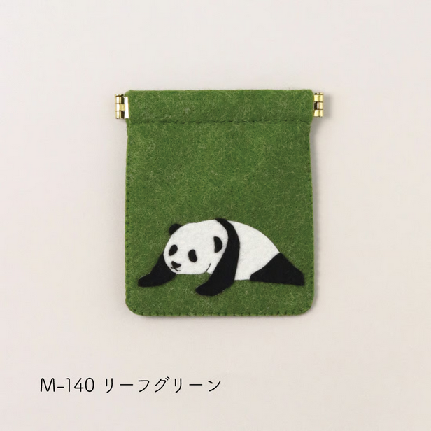 SUNFELT's tweet photo. 🐼パンダフェア開催中✨
サンフェルトオンラインストアにて現在パンダフェアを実施中🐼

かわいらしいパンダのキットは作ったあと身に着けたり飾ったりできます🥳

ぜひご覧ください🐼
https://t.co/AlTsTydQvg https://t.co/Q3WPO4G1B1