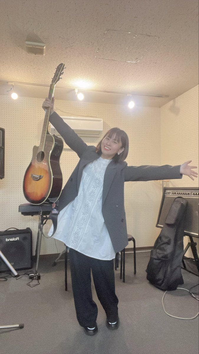 UTAMARRR's tweet photo. 久しぶりにスタジオに行きましたの図

ライブまであと3日！
よろしくお願いします🙆 https://t.co/72lN7n6EiP