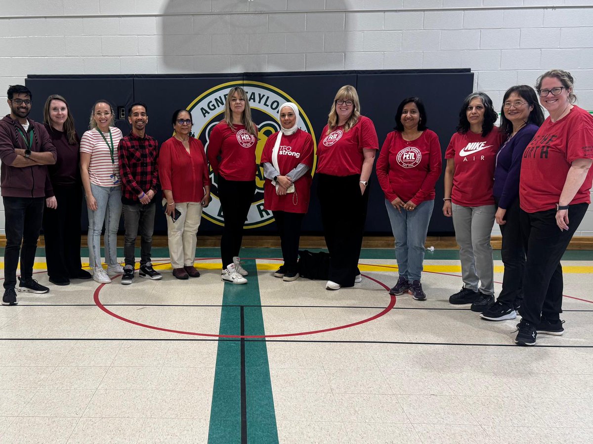 anissamaria15's tweet image. We did the thing today @etfopeel. In solidarity with other educators across the province, we too are standing up for better learning conditions!!  #onted #redfored #dayofaction ✊🏽🔴