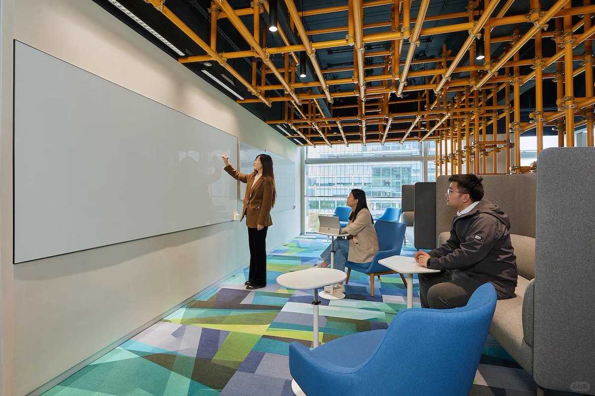 lightspace_news's tweet image. This project serves as a case study of a multi-functional shared space that integrates opportunities for collaborative learning, outdoor relaxation, informal meetings, and light dining. 

More info: lightspacefurniture.com
Email：info@lightspace.cc

#lightspace #Design #Chair