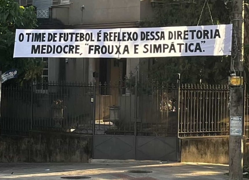 Arcebispo13's tweet photo. 4 IMAGENS, DIZEM MAIS QUE MIL PALAVRAS

Alo Admin do @Atletico , posta essas amanhã https://t.co/Z3nlHC3eq6