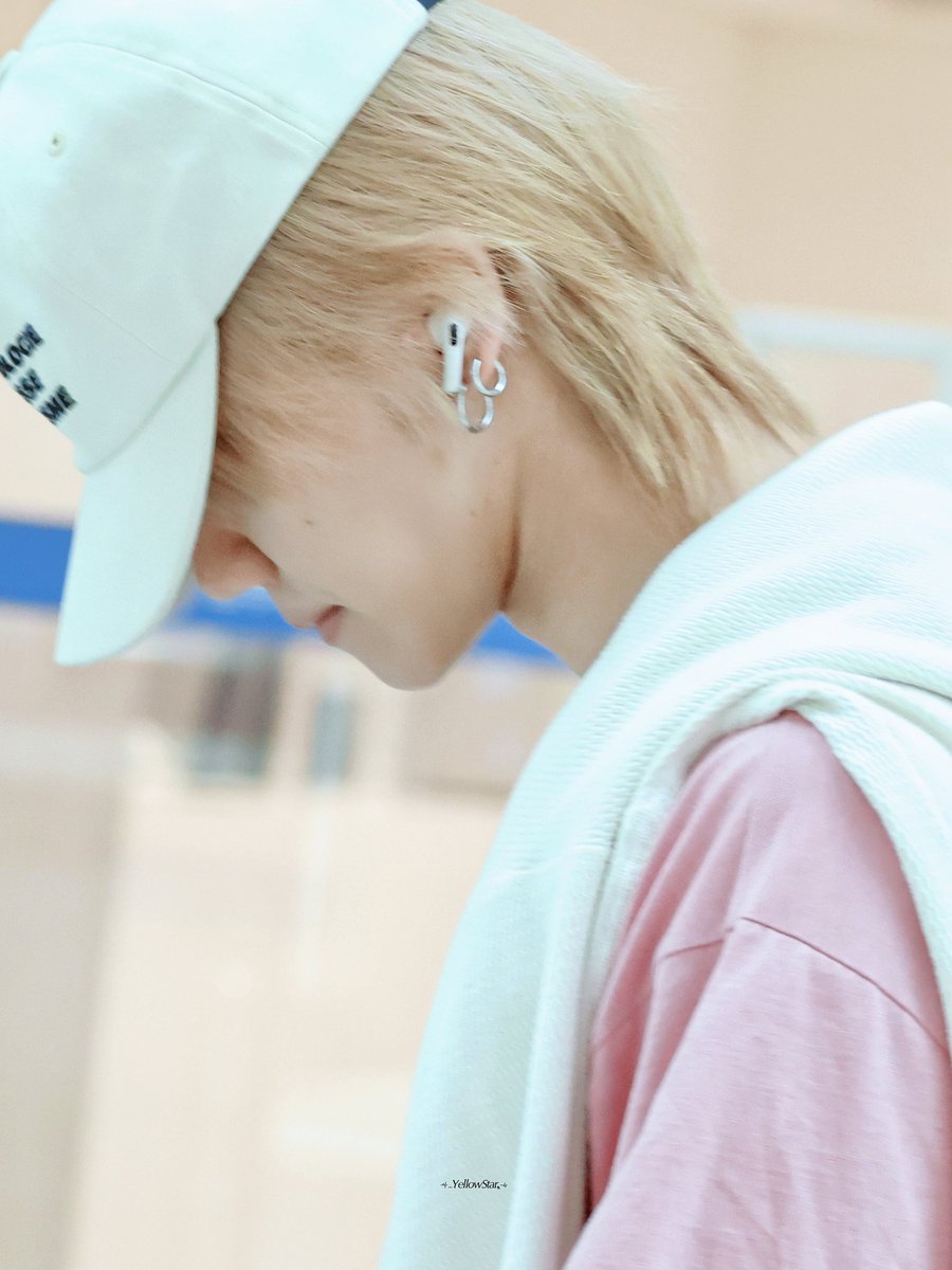 260430 ICN🛫

#서명호 #디에잇 #THE8
#ミンハオ #徐明浩
#세븐틴 #SEVENTEEN