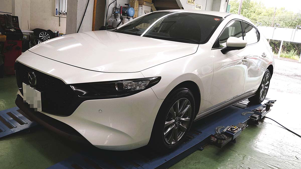 TG_MACHIDAHILLS's tweet image. 今回はタイヤご購入にあたり
当店を選んで頂き有難う御座います🙇‍♂️

#ADVAN #dB #V553
205/60R16 92V を装着させて頂きました✨

🚗空気圧点検お待ちしております🚗

#マツダ
#MAZDA3
#ファストバック
#低車外音タイヤ
#ヨコハマタイヤ
#タイヤガーデン
#町田ヒルズ