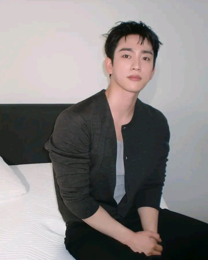 เห็นการทำงานของพี่จินยองแล้ว
เวลามีผลงานเพลงออกมาช่วยกันหันมาฟัง และส่งกำลังใจให้พี่จินยองกันเยอะๆ เขาทุ่มเทตั้งใจทำทุกอย่าง และตื่นเต้นกับผลงานของตัวเองที่กำลังออกมาให้เห็น ทุกอย่างต้องผ่านอะไรมาบ้างไม่มีใครรู้กว่าจะมาถึงงานที่ปล่อยออกมา 
#박진영 #진영  
#JinYoung <a href="/JINYOUNG/">박진영</a>