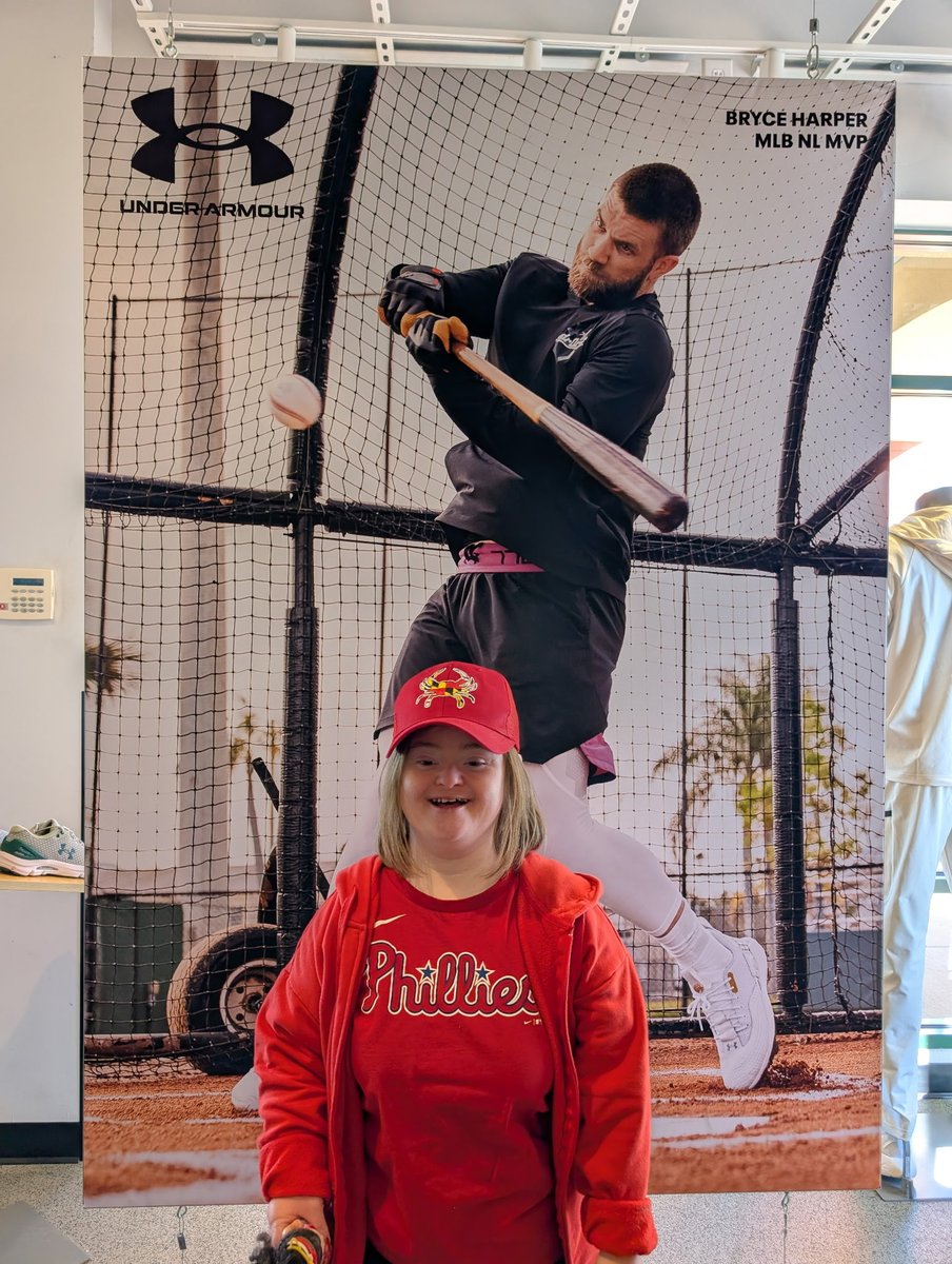 zebra272's tweet photo. @Phillies Our daughter Sydney celebrating a Bryce Harper poster at the Under Armour Outlet in Ocean City, Md. https://t.co/4mupqY61zx