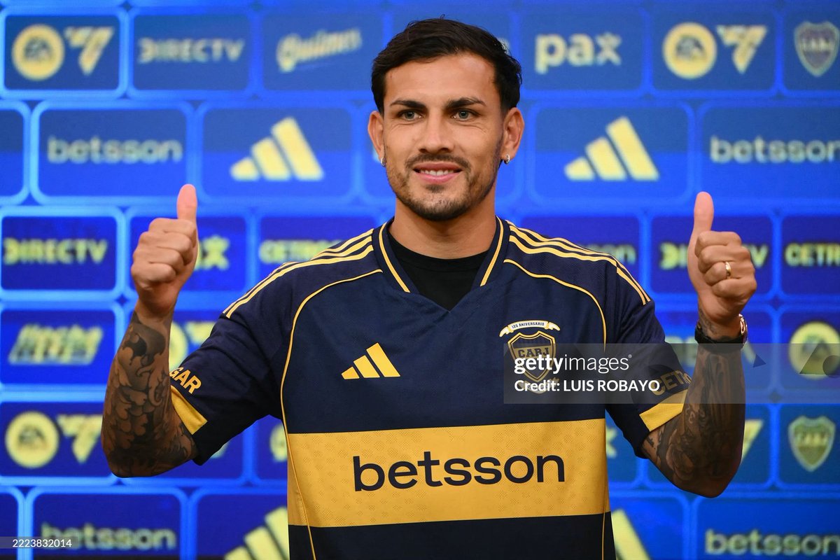 Nico | Graphic Designer tweet media