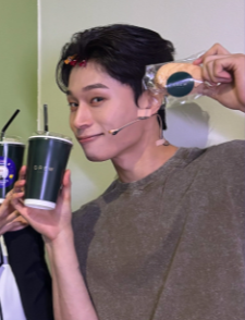 l_____amp's tweet photo. ㄱㅇㅇㄱㅇㅇㄱㅇㅇㄱㅇㅇ https://t.co/cstL7Ja8Wk