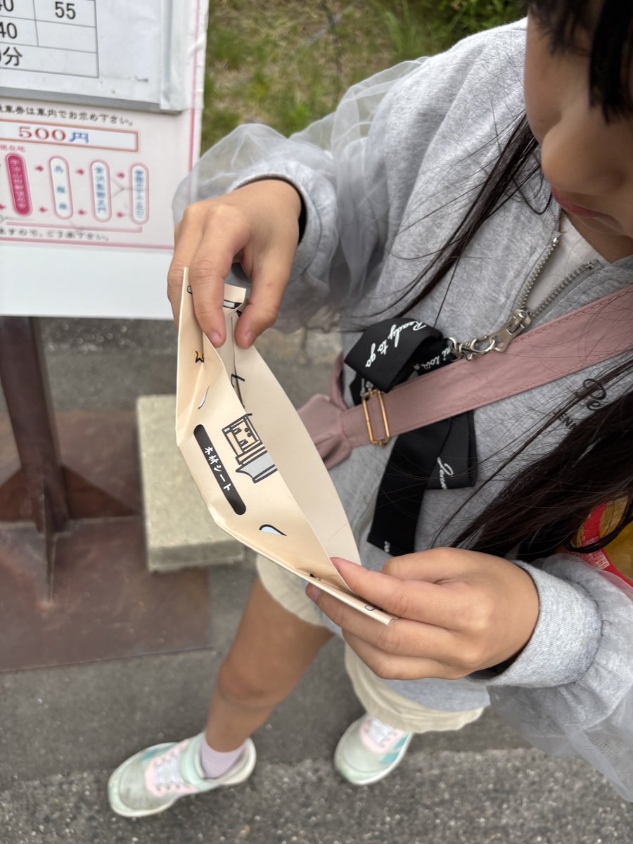 fighter_064's tweet photo. 鬼滅の刃⚔️とコラボ中の明治村へ。スタンプラリー、クイズ。そして謎解き、期待してなかったけど控えめに言って楽しい😊謎が解けた時の感動たるや。広大な村内には歴史的建造物を移築してあって見て回るだけでも楽しめる。結果この１週間で2回も。謎解きは3種類あるのであと1回行こうかな💦 https://t.co/3QtXPGjL4W