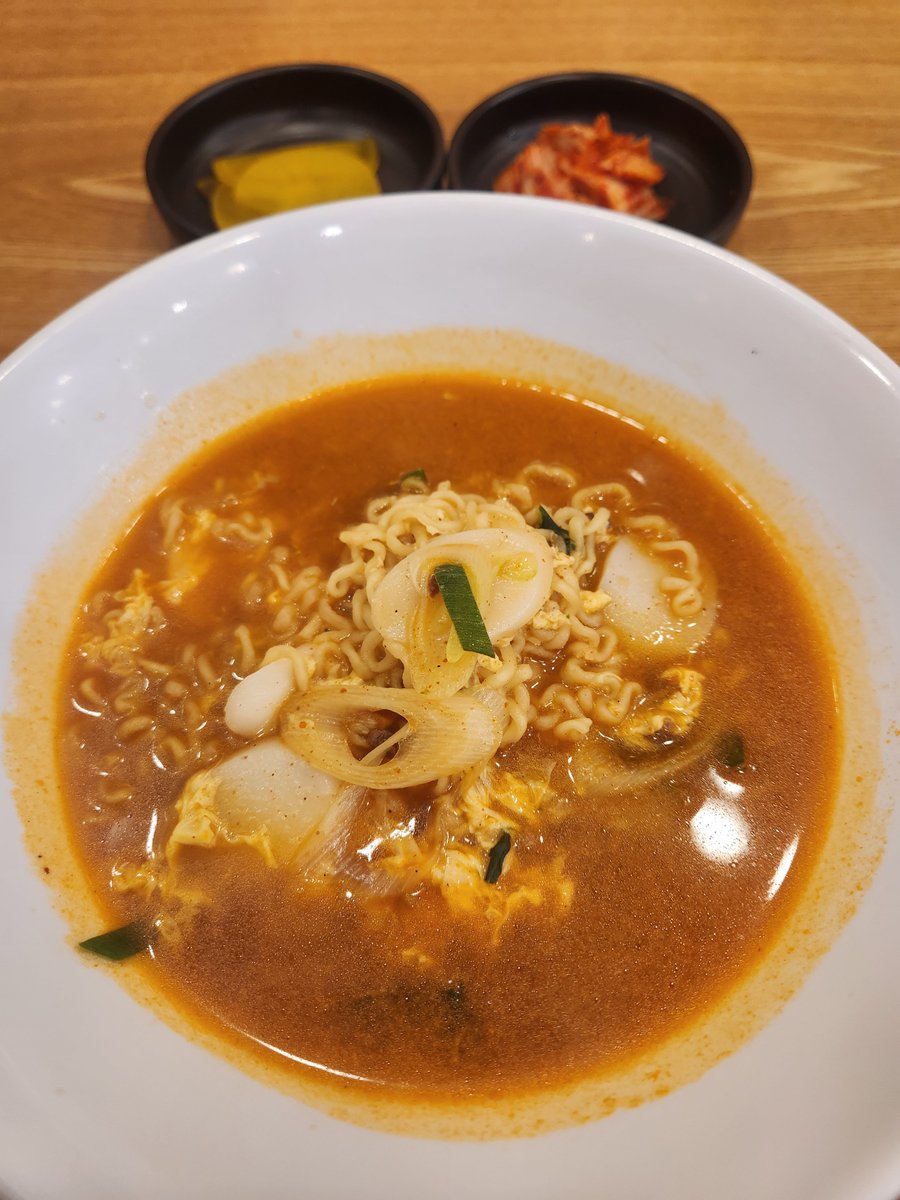 RightMan tweet media