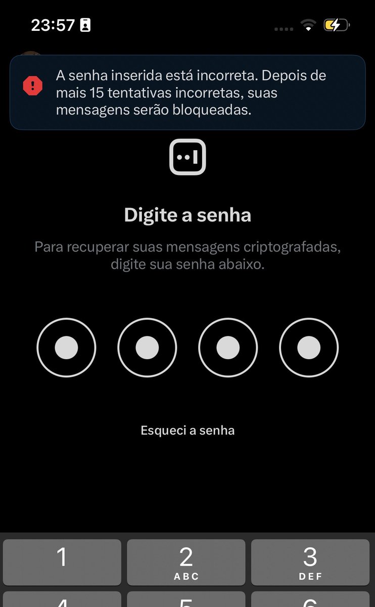 E eu que coloquei senha no chat aq do tt/x e não lembro a senha nem por um caralho
