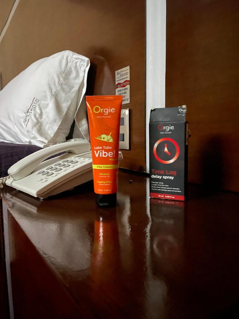 Osmosis Sex Shop tweet media