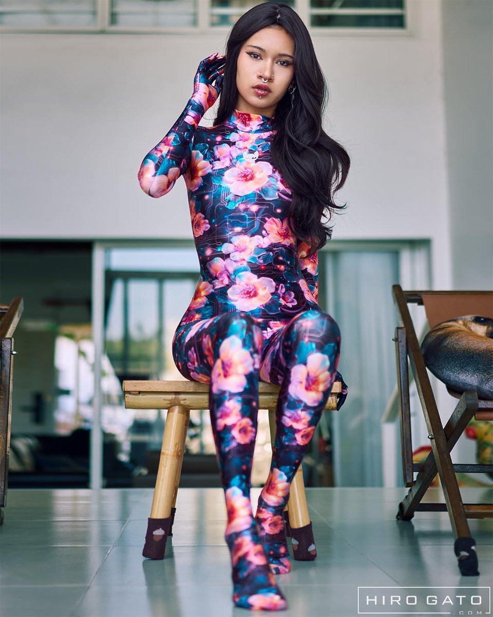 gato_hiro's tweet image. Our new model PIMON is presenting in one of our "CYBERGEISHA" patterned styles #catsuit 🌸💖✨

Get it :👉hirogato.com
More of her on Patreon! 👉Link in Bio

#bodysuit #catsuite #spandex #lycra #catsuit #satin #lycrafetish #レオタード #ハイレグ #水着 #パンスト #タイツ