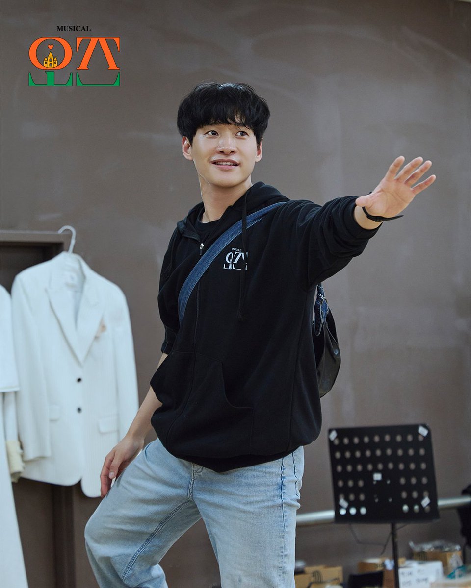 뮤지컬 오즈 tweet media
