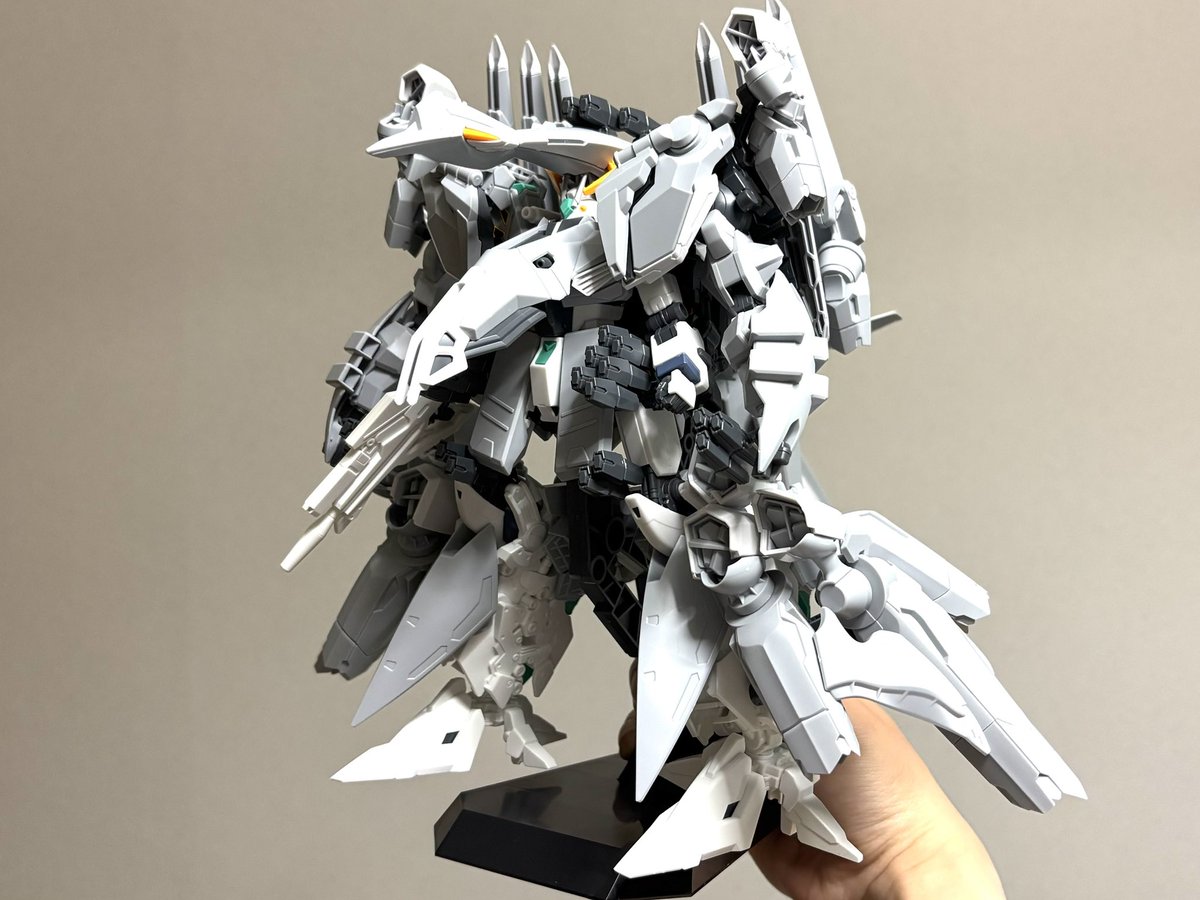 イワガン tweet media