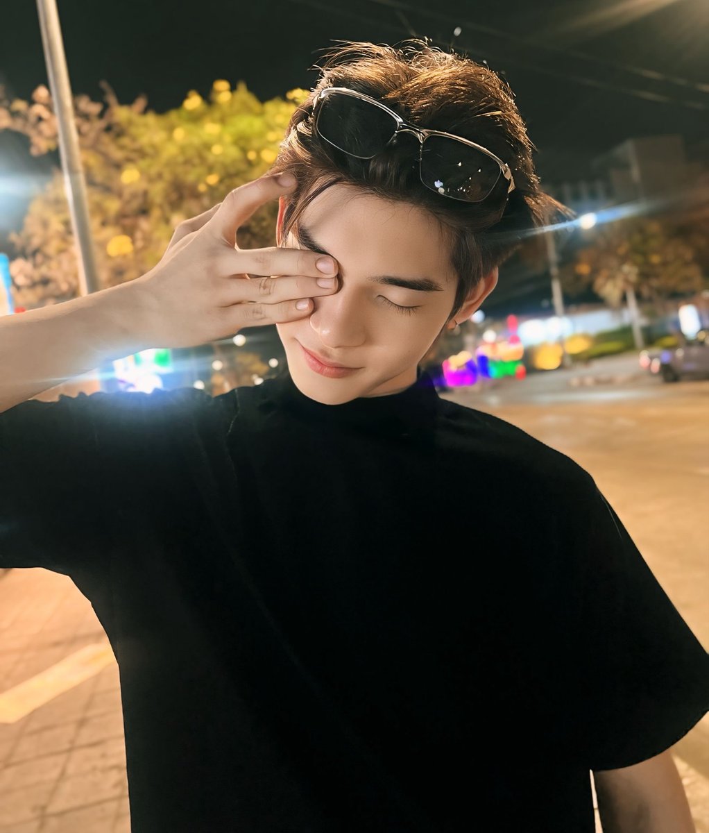 ⁺₊ 𝐩𝐮𝐟𝐟 ˚ tweet media