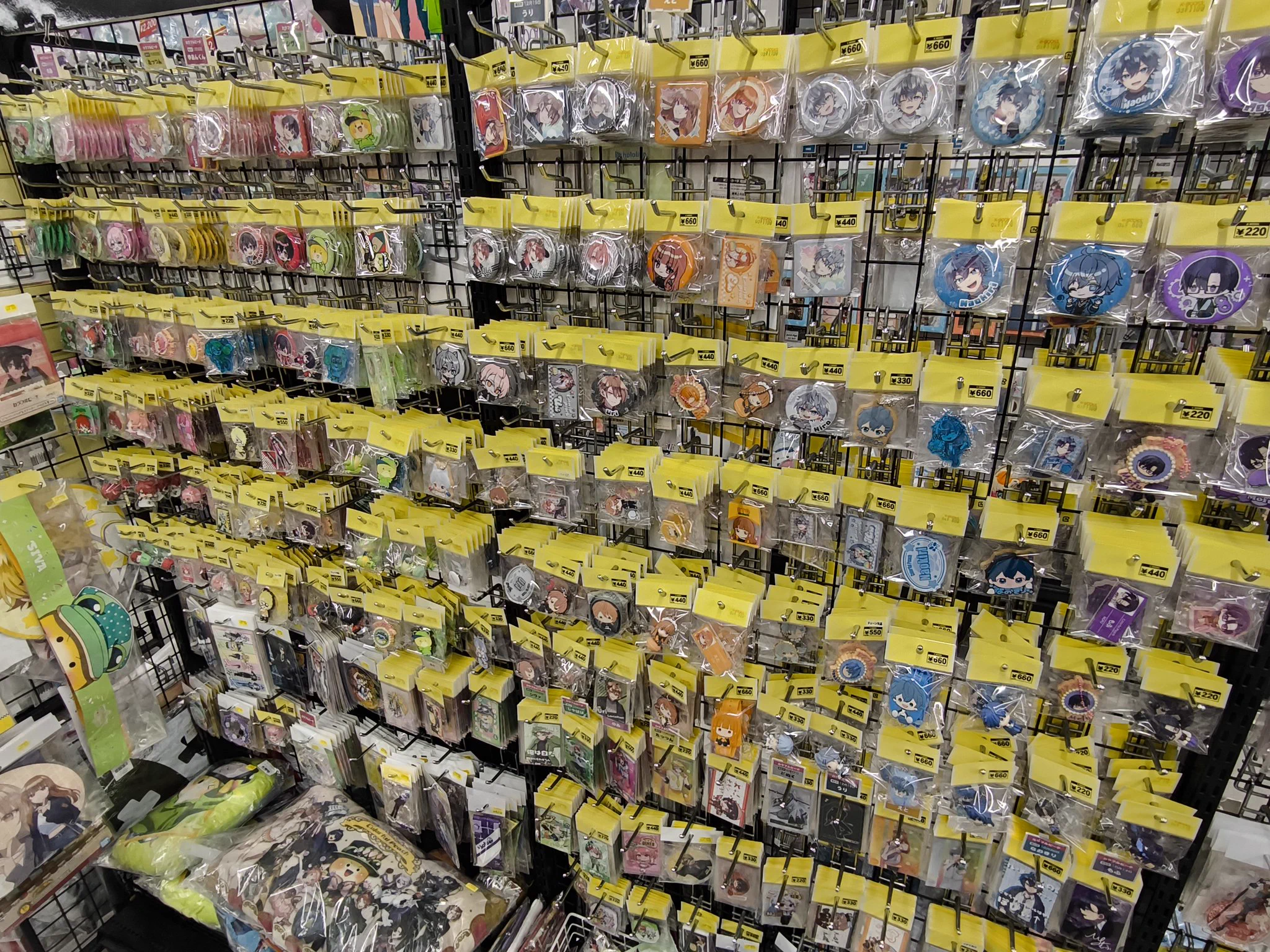 K-BOOKS名古屋フロンティア館1階(グッズフロア) on X: 