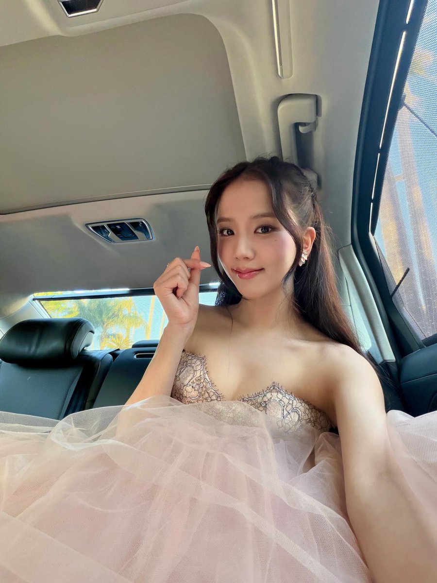 JISOO IG UPDATE