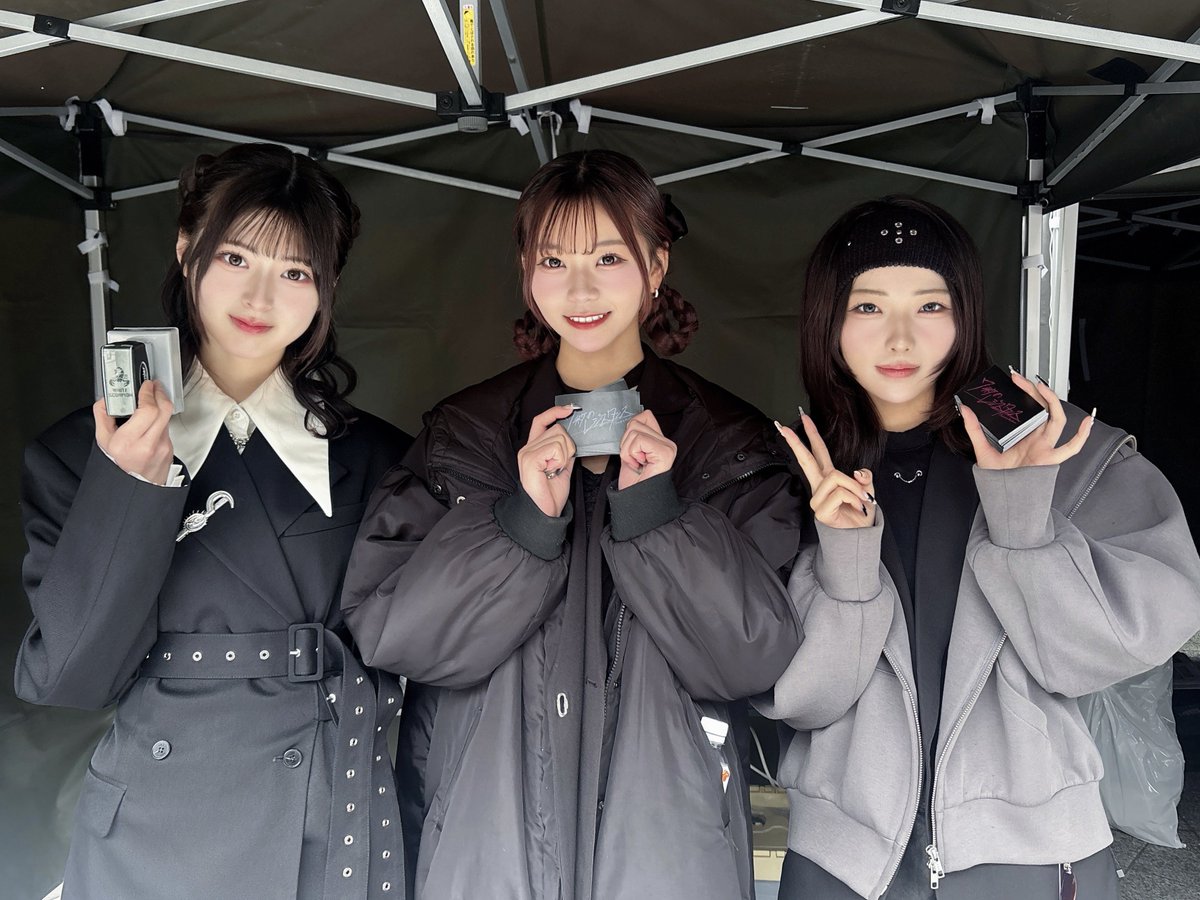 WHITE SCORPION tweet media